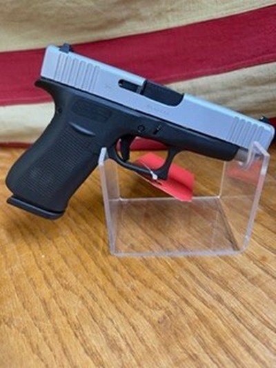 GLOCK 48