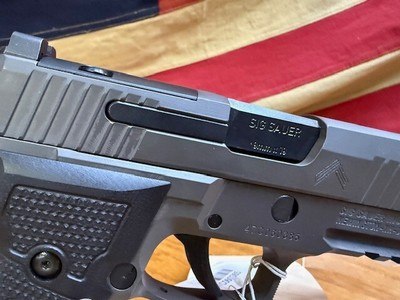 SIG SAUER P226 LEGION - Image 5 of 12