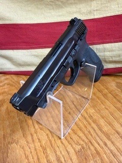 SMITH & WESSON M&P 45 - Image 5 of 9