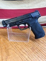 SMITH & WESSON M&P 45 - Image 2 of 9