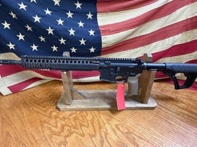 DANIEL DEFENSE M4A1 - Image 11 of 11