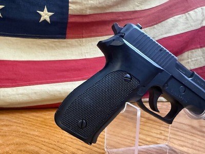 SIG ARMS P226 - Image 7 of 14