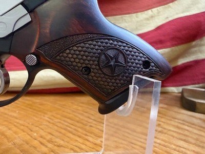 BOND ARMS BULL PUP - Image 6 of 13