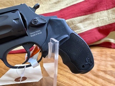 TAURUS 942 - Image 7 of 11