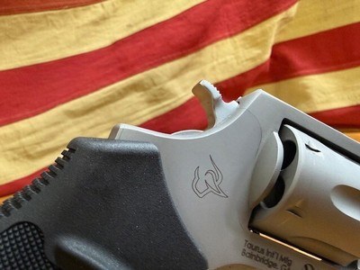 TAURUS 856 - Image 4 of 11