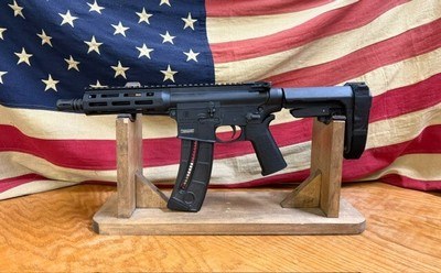 SMITH AND WESSON M&P 15-22 - Image 1 of 16