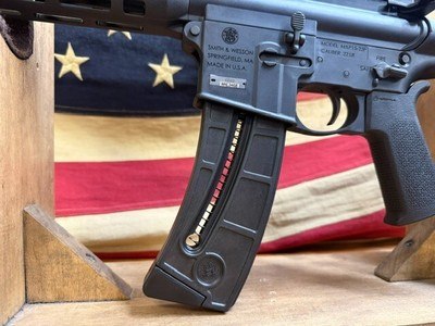 SMITH AND WESSON M&P 15-22 - Image 10 of 16