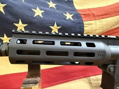 SMITH AND WESSON M&P 15-22 - Image 9 of 16