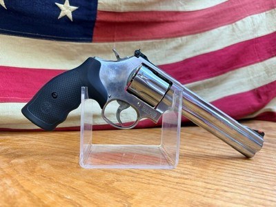 SMITH & WESSON 686-6 WITH HOLSTER - Image 4 of 11
