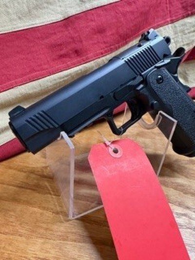 TISAS 1911 - Image 3 of 6