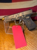 GLOCK 19 - Image 1 of 3