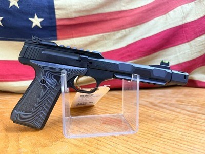 BROWNING BUCK MARK CONTOUR PRO 22LR PISTOL - Image 1 of 10