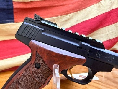 BROWNING BUCK MARK - Image 2 of 11