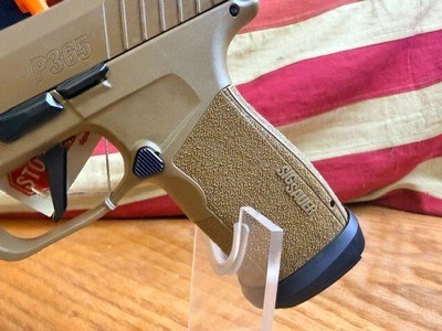 SIG SAUER P365 - Image 7 of 12