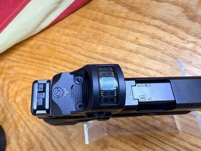 GLOCK 49 9MM PISTOL - Image 2 of 12