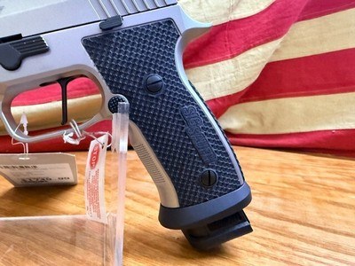 SIG SAUER P320 9MM PISTOL - Image 13 of 13