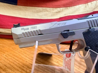 SIG SAUER P320 9MM PISTOL - Image 11 of 13