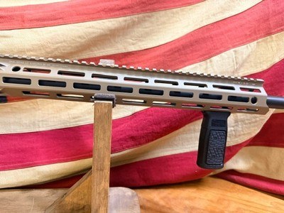 DANIEL DEFENSE DDM4 V7 PRO - Image 2 of 14
