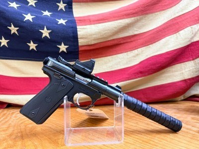 RUGER MK IV22/45 PYGMY 22LR PISTOL - Image 2 of 15