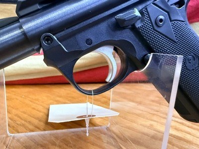 RUGER MK IV22/45 PYGMY 22LR PISTOL - Image 12 of 15