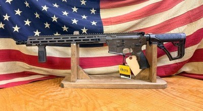 DANIEL DEFENSE M4 V7 5.56 RIFLE - Image 2 of 13