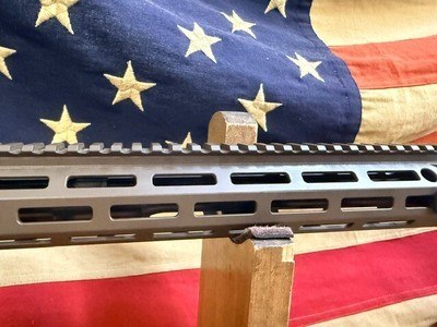 DANIEL DEFENSE M4 V7 5.56 RIFLE - Image 12 of 13