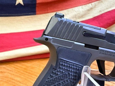 SIG SAUER P365 LEGION 9MM PISTOL - Image 6 of 14