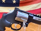SMITH AND WESSON M629 MAGNUM HUNTER - Image 3 of 15