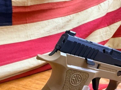 SIG SAUER P320 - Image 4 of 13