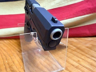 TAURUS TH10 - Image 2 of 11