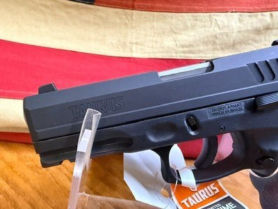 TAURUS TH10 - Image 10 of 11