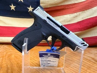 SMITH AND WESSON BODYGUARD - Image 1 of 10