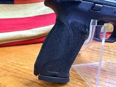 SMITH AND WESSON M&P - Image 3 of 13