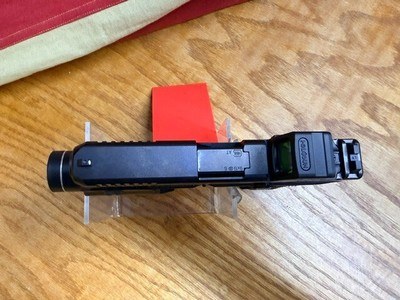 GLOCK 19 GEN 6 - Image 11 of 14