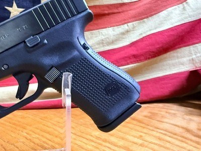 GLOCK 19 GEN 5 - Image 9 of 12
