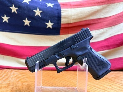 GLOCK 19 GEN 5 - Image 8 of 12