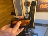 Les Baer premier ii 1911 45acp Esmeralda Burl grips! - 5 of 10