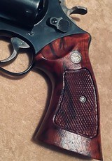 Smith & Wesson Model 29-2 .44 magnum with late style case - 5 of 15