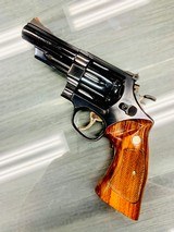 SMITH & WESSON MODEL 29-2 .44 MAGNUM 4