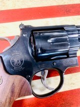 SMITH & WESSON CLASSIC SERIES MODEL 29-10 .44 MAGNUM - 5 of 10