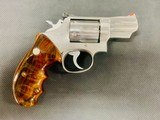 SMITH & WESSON MODEL 66-1 SNUB NOSE .357 MAGNUM W/ FACTORY COMBAT GRIPS - 2 of 8