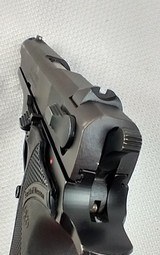 Smith and Wesson 9159mm - 7 of 10