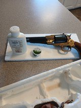 Civil War Reproduction Pietta 44 Cal Black Powder Colt Revolver New - 4 of 5