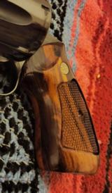 Smith and wesson model 29-3 44 Mag - 10 of 12