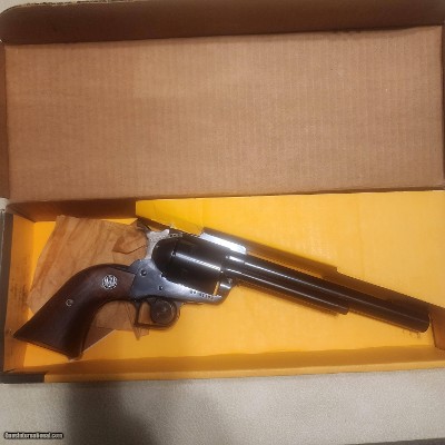 Ruger New Model Super Blackhawk 44mag.