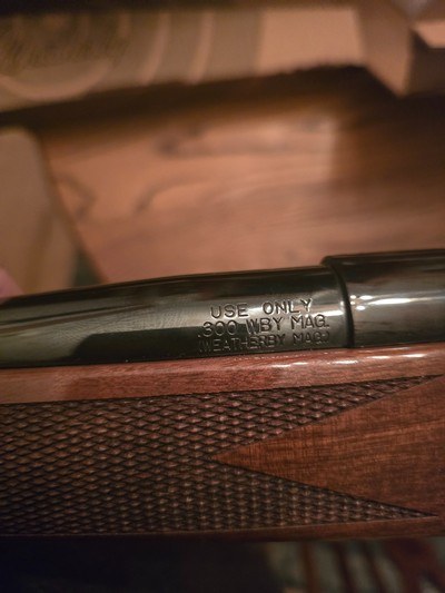 Weatherby vanguard deluxe 300 wby mag - Image 5 of 12