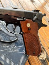 Smith & Wesson 39-2 - 4 of 7