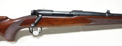 Pre 64 Winchester Model 70 .220 Swift standard rifle. MC comb.