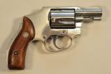 Smith & Wesson 40 Nickel #2611 - 1 of 2