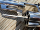 SMITH AND WESSON.
MODEL.
27-2.
LIKE NEW - 15 of 15